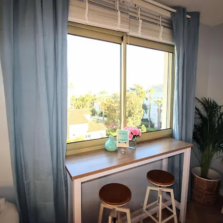 La Californie Views *